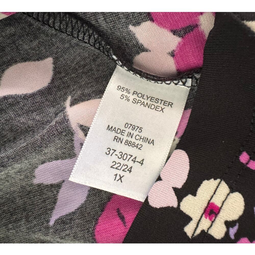 Woman Within Plus Size 1X Polyester Spandex Sharkbite Tunic Black Floral - Picture 6 of 9